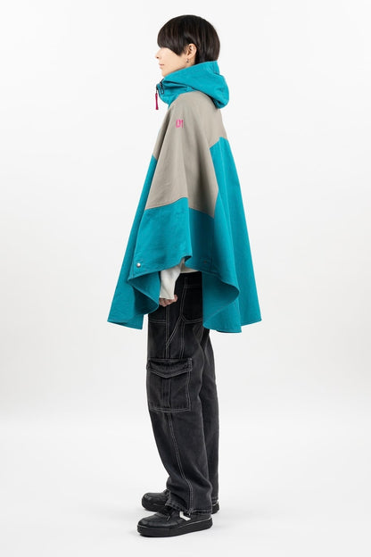 Hatsune Miku - Bonfire Poncho