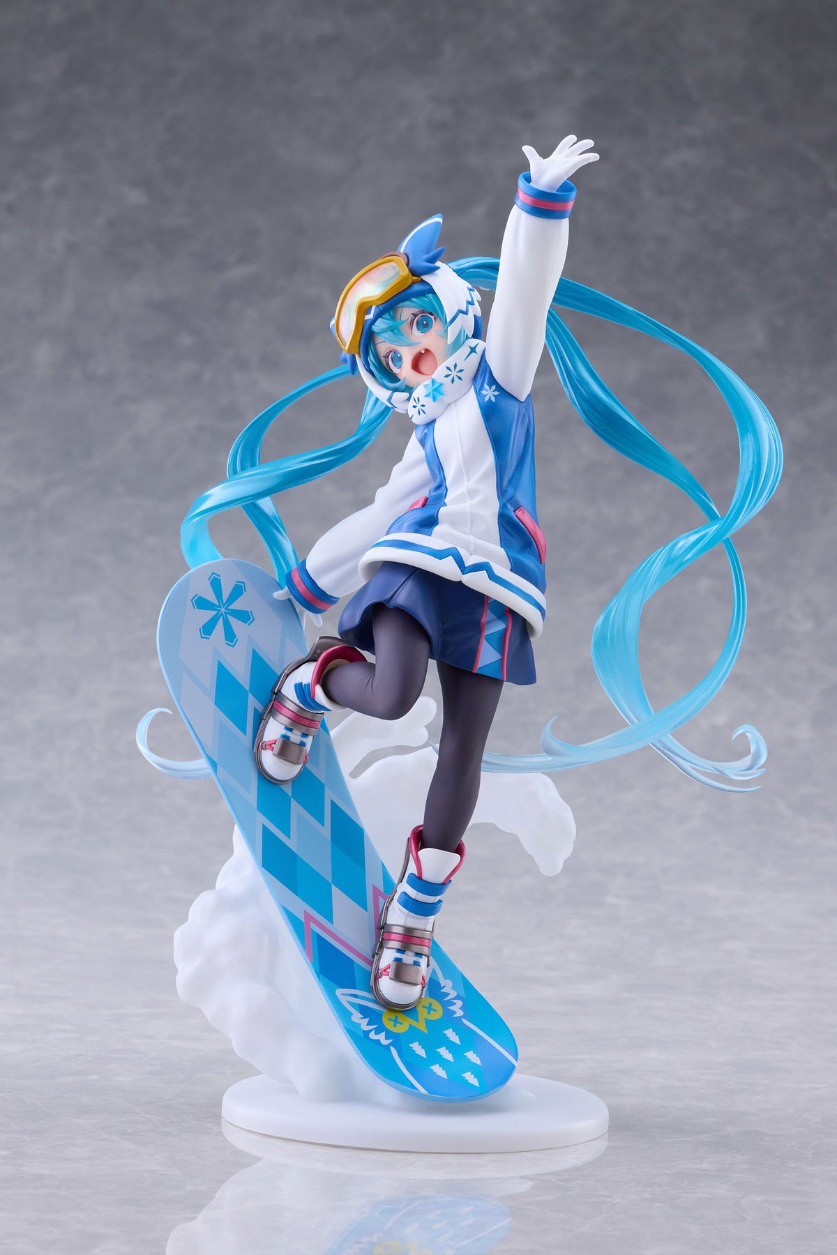 Hatsune Miku AMP+ All Stars Figure - Snow Miku 2016 Ver. [Pre-Order Jan 2027]