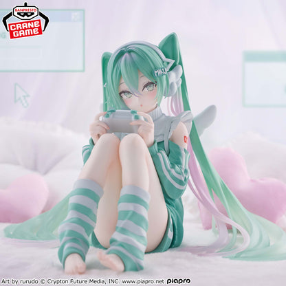 Hatsune Miku Holiday Memories Figure - Hatsune Miku Game Ver.