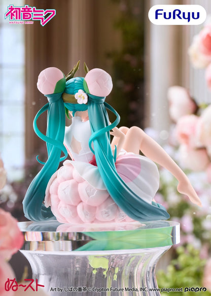 Hatsune Miku Noodle Stopper Figure - White Plum Blossom Ver. [Pre-Order Feb 2027]