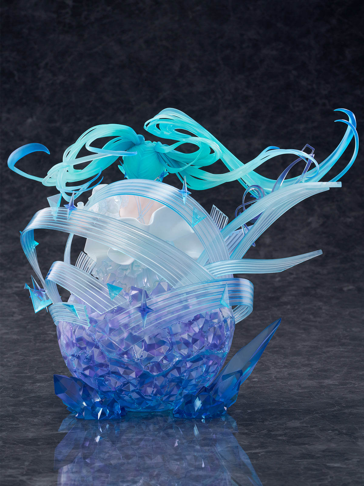Hatsune Miku Shibuya Scramble Figure - Hatsune Miku Crystal Dress Ver. [Pre-Order Sep 2026]