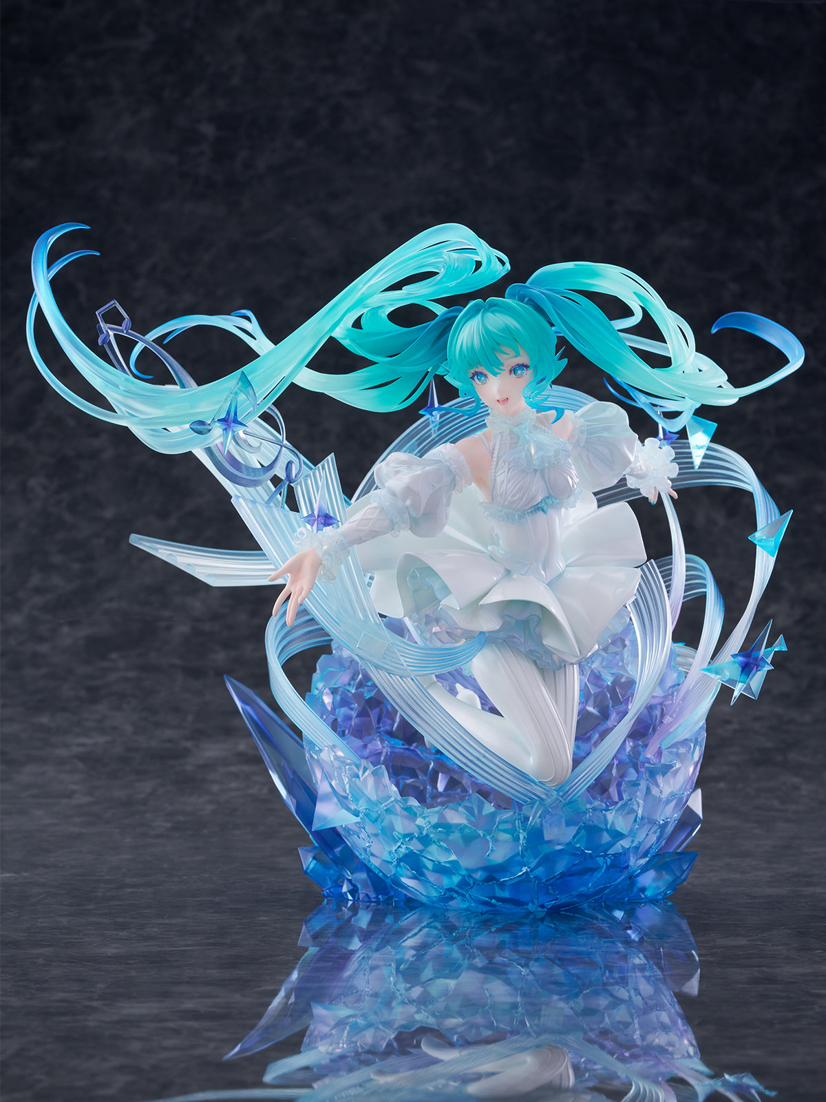 Hatsune Miku Shibuya Scramble Figure - Hatsune Miku Crystal Dress Ver. [Pre-Order Sep 2026]