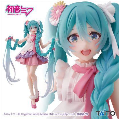 Hatsune Miku Wonderland Figure - Rapunzel