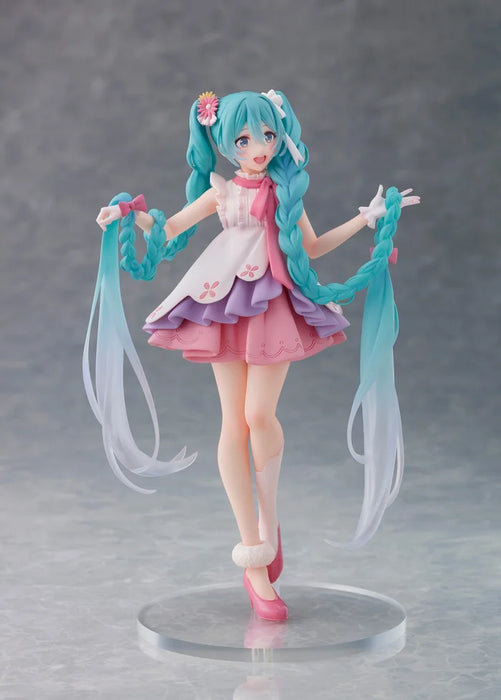 Hatsune Miku Wonderland Figure - Rapunzel