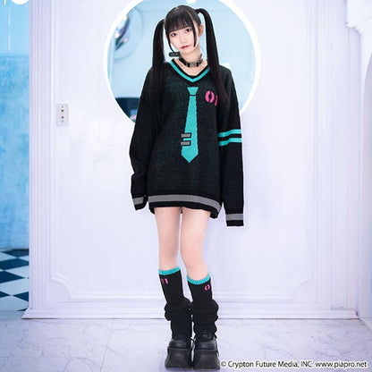 Hatsune Miku  x Listen Flavor - Hatsune Miku V-Neck Knit Black