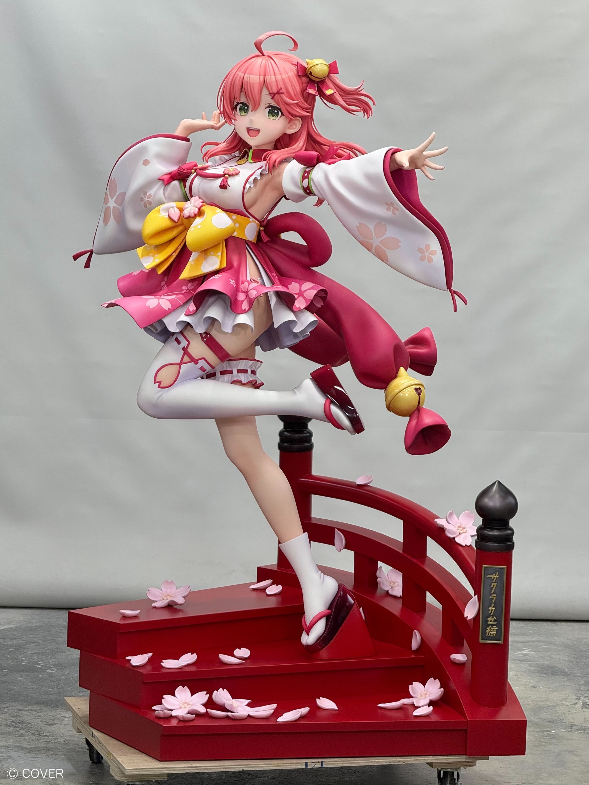 Hololive Production 1/7 Scale Figure - Sakura Miko [Pre-Order Jun 2027]