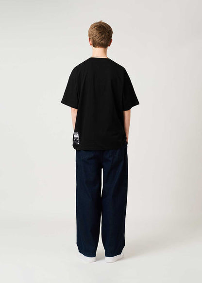 Hunter x Hunter X Graniph Fashion Collection - Uninvited Guest Oversized T-shirt