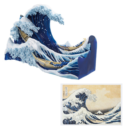 ICHIBAN KUJI Katsushika Hokusai - A PRIZE - Great Wave off Kanagawa Diorama with postcard stand