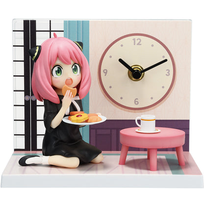 ICHIBAN KUJI SPY X FAMILY - CARE FOR ANOTHER ? - A PRIZE - FIGURE WITH CLOCK