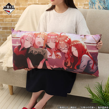 ICHIBAN KUJI THE QUINTESSENTIAL QUINTUPLETS - MEMORIAL COLLECTIONS - A PRIZE - THE QUINTUPLETS AND THE NAP HYPER MEGA CUSHION