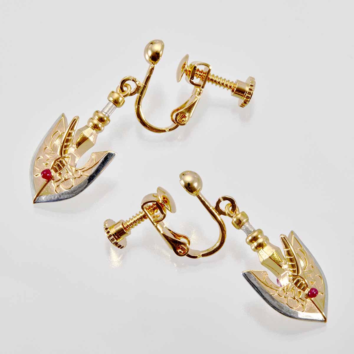 JoJo's Bizarre Adventure Golden Wind - Golden Arrow Earrings (2 Types) [Pre-Order Aug 2026]
