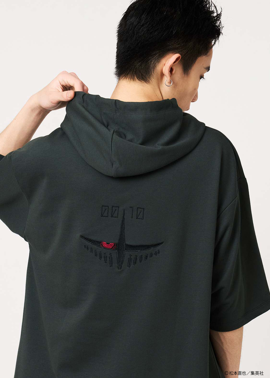 Kaiju No. 8 x Graniph Fashion Collection - Number 10 Big Silhouette Short-Sleeved Hoodie [Release May 12, 2026]