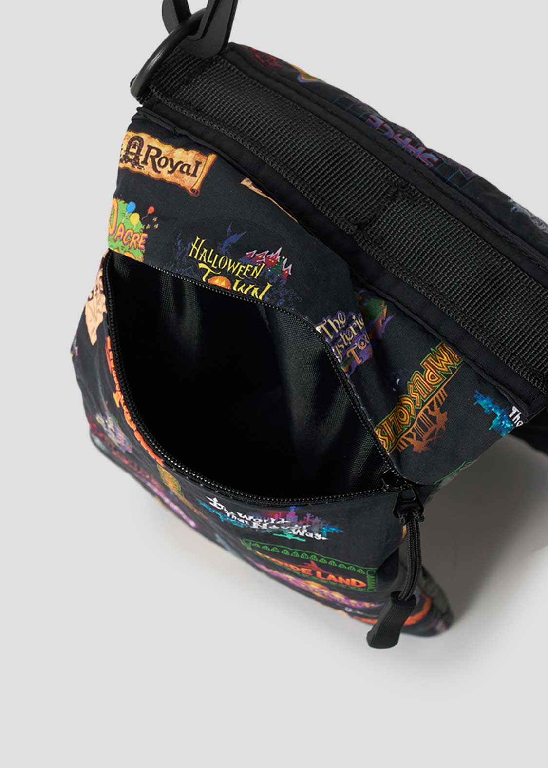 Kingdom Hearts X Graniph Fashion Collection - Let's Close This Door For Good Handy Shoulder Bag [Release Jun 16 2026]