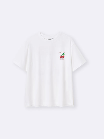 Kirby x GU Pupupu Resort - Women Graphic T-shirt Cherry [Pre-Order May 2026]