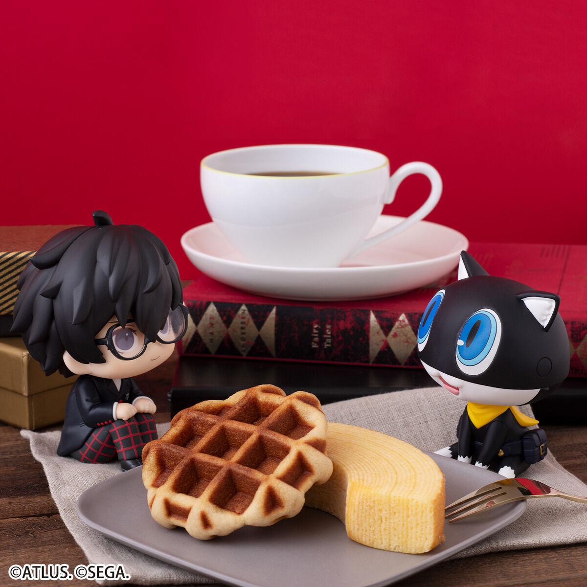 [Limited Edition] Persona 5 Rukappu (Look Up) - The Royal Protagonist & Morgana Complete Set of 2 Types + Cushion [Pre-Order April 2027]