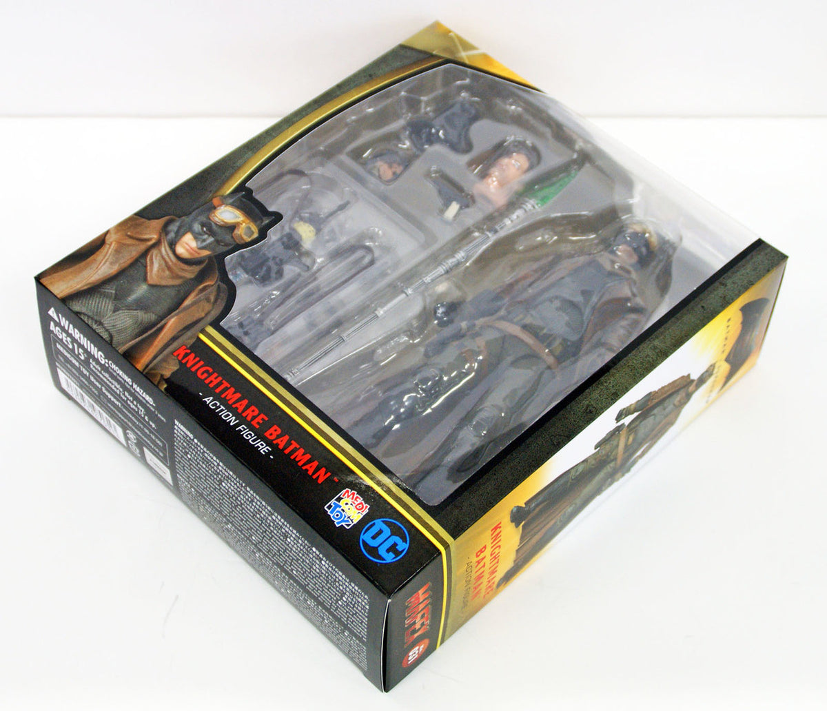 MAFEX No.031 - KNIGHTMARE BATMAN