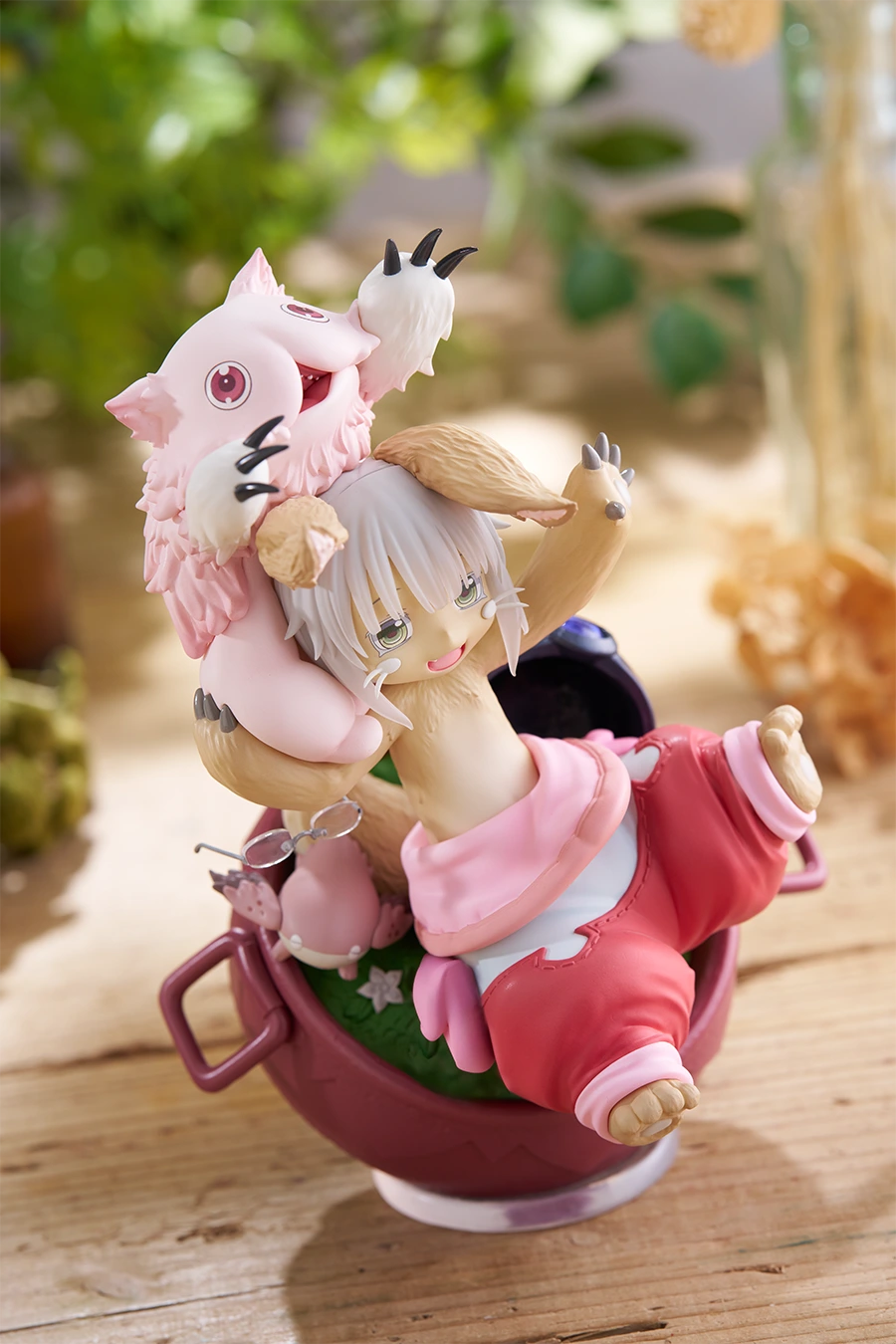 Made in Abyss Golden City of The Fiery Sun AMP+ Figure - Mitty + Nanachi