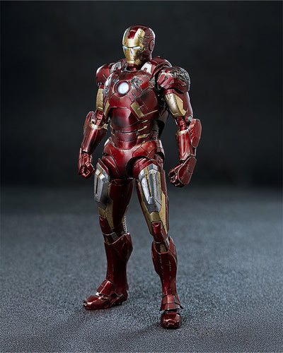 Marvel Studio The infinity Saga- DLX- Iron Man Mark 7 Battle Damaged [Pre-order Dec 2026]