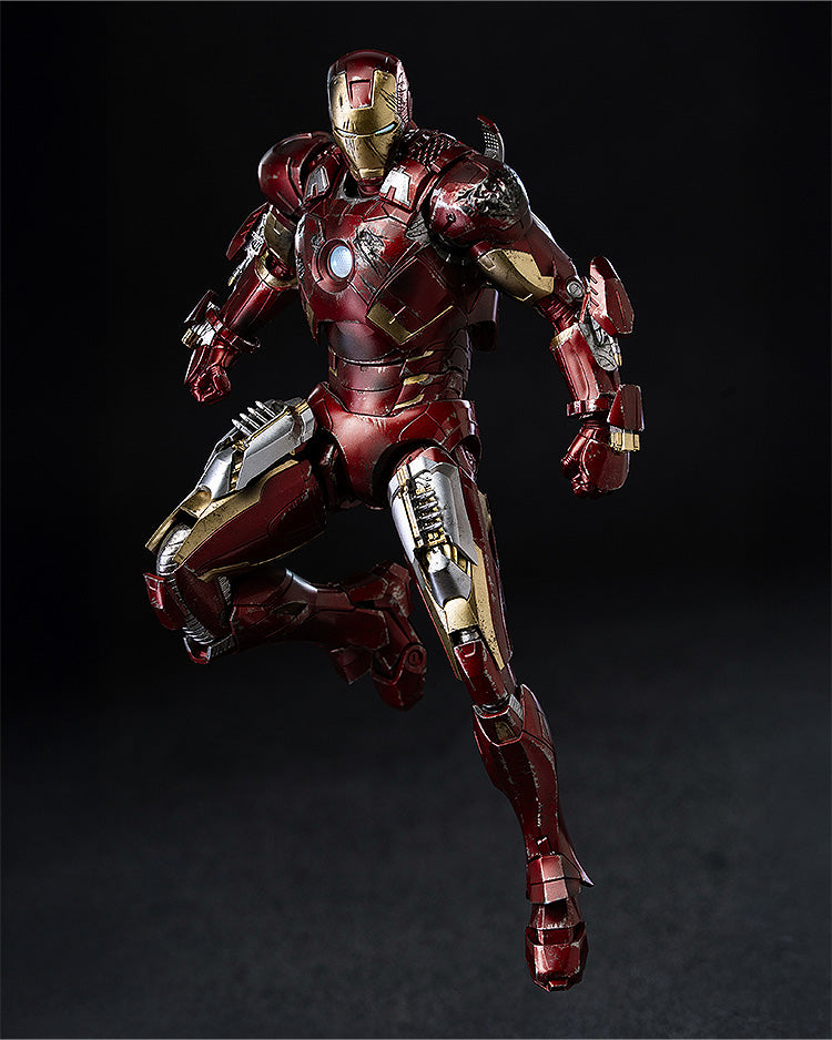 Marvel Studio The infinity Saga- DLX- Iron Man Mark 7 Battle