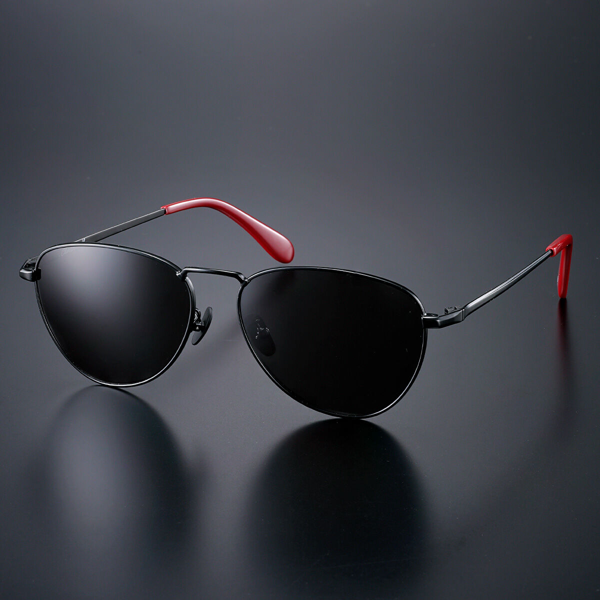 Mobile Suit Gundam - Char Aznable's Sunglasses [Pre-Order Jan 2027]