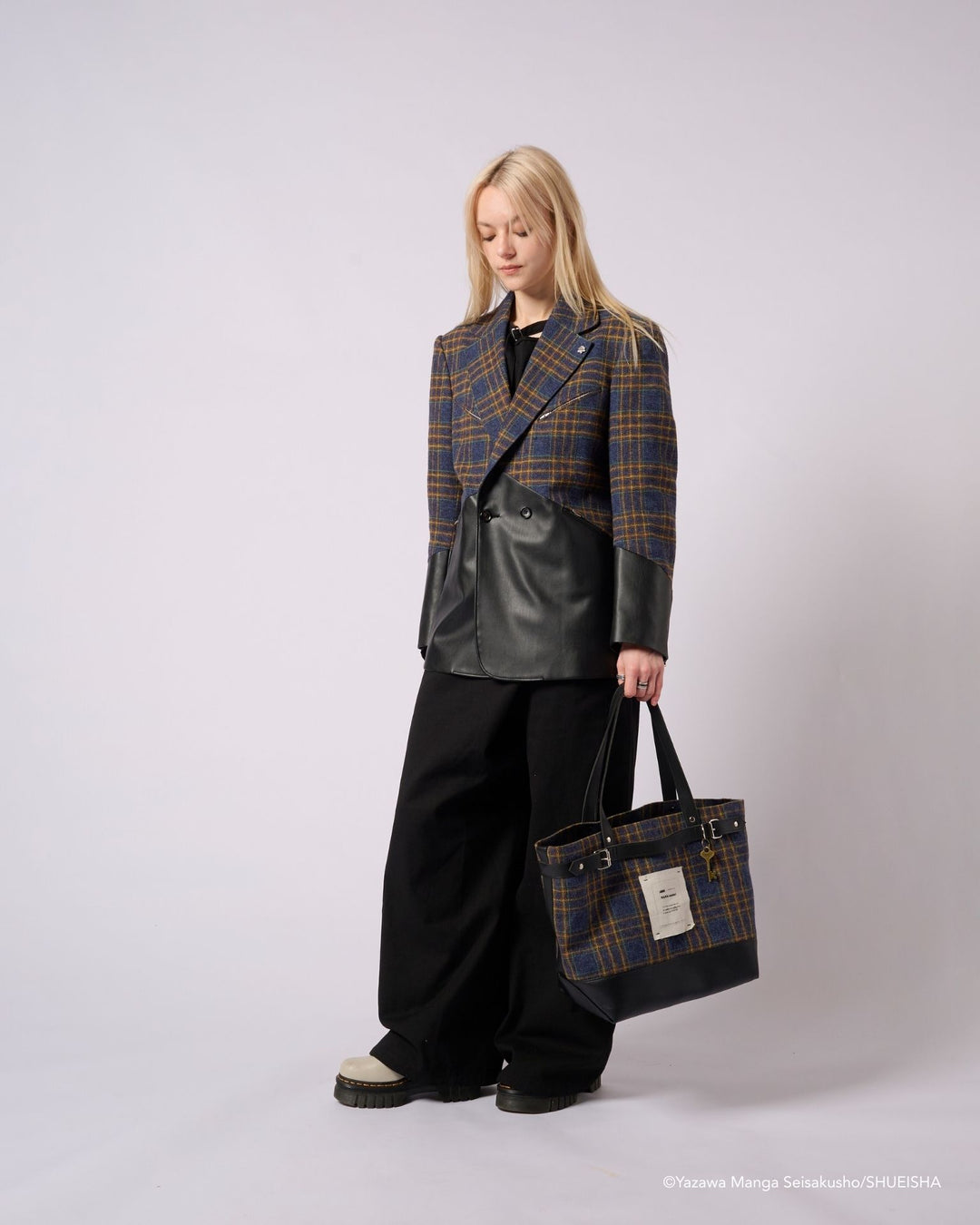 Nana x Addixy Collaboration - Nana 707 Room Check Tote [Pre-Order