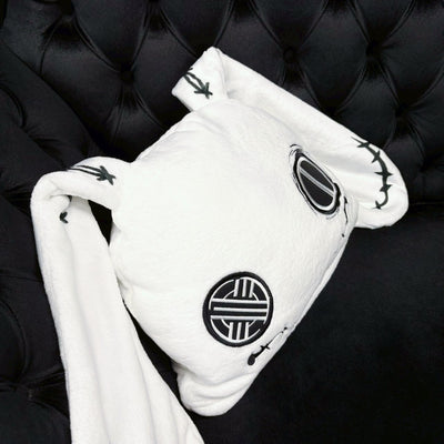 NieR Automata - Fluffy Blanket With Hood And Cushion Storage