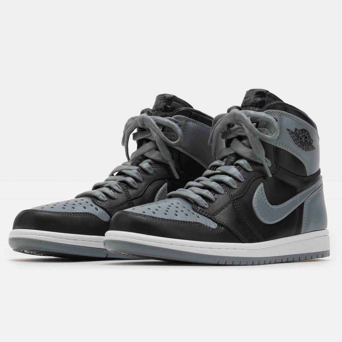 Nike Air Jordan - 1 High 85 Shadow and Reverse Shadow Model Kit [Pre-Order Jan 2026]