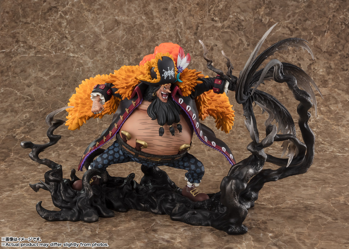 ONE PIECE FIGUARTS ZERO EXTRA BATTLE - MARSHALL D. TEACH KUROUZU