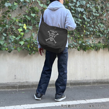 One Piece - Straw Hat Pirates Newspaper Bag [Pre-Order May 2026]