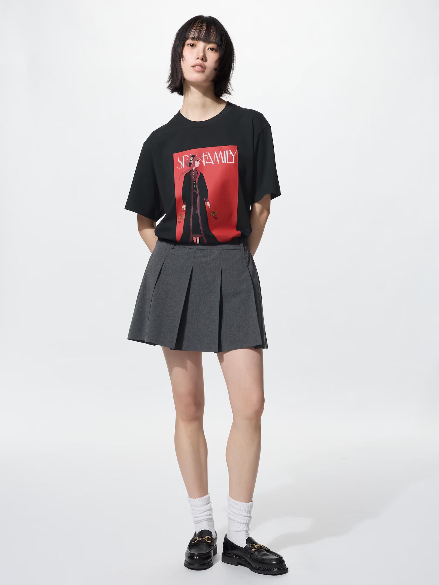 Shueisha's 100th Anniversary x Uniqlo Fashion Collection - SPY X FAMILY (4 Types) [Pre-Order Aug 2026]