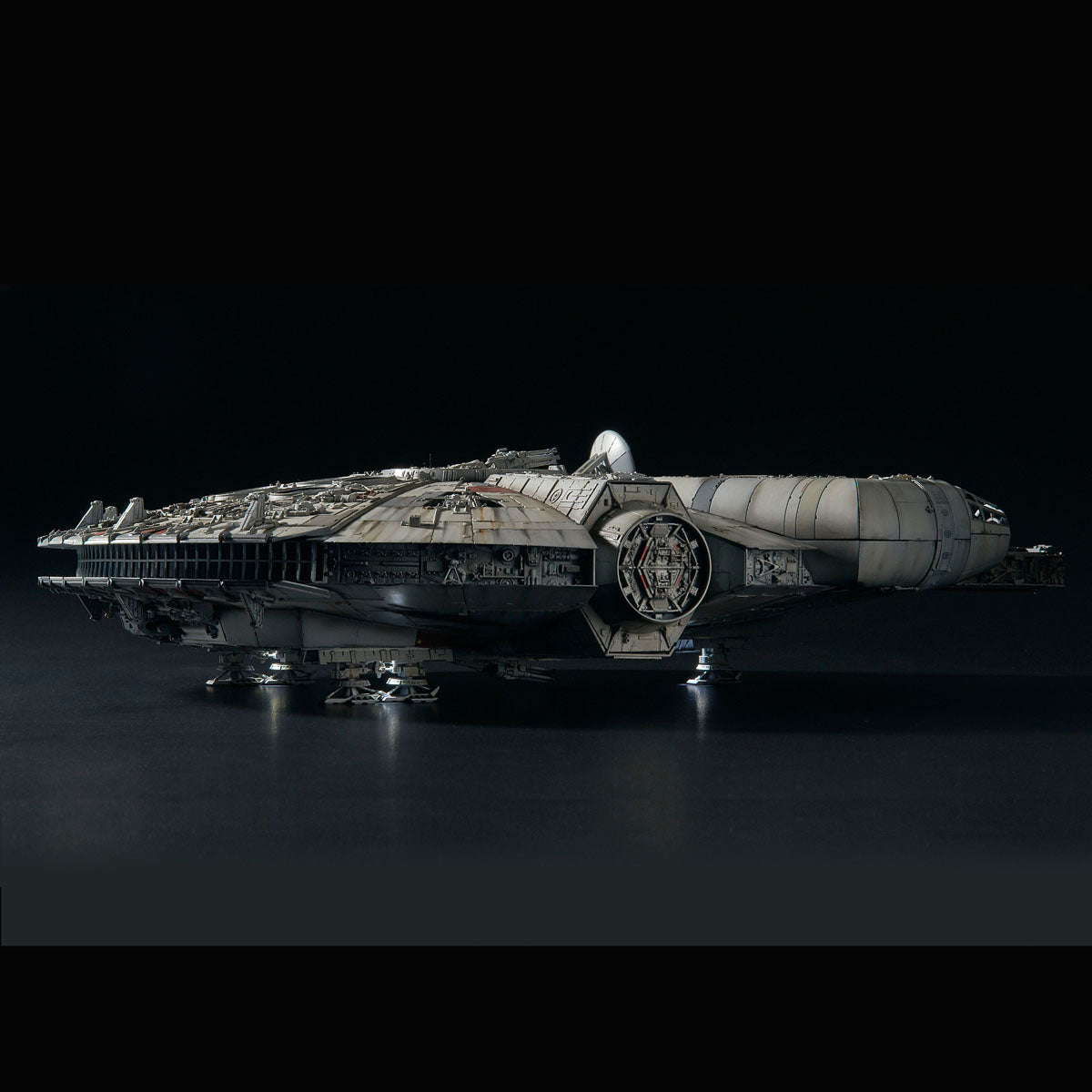 Star Wars Perfect Grade 1/72 Scale Assembly Plastic Model  - Millennium Falcon [Pre-Order Aug 2026]