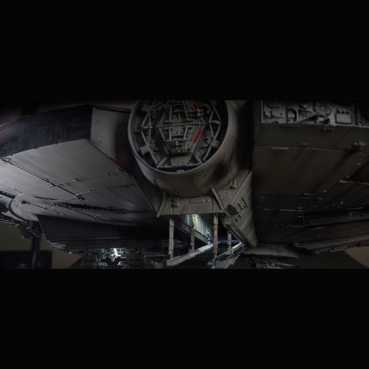 Star Wars Perfect Grade 1/72 Scale Assembly Plastic Model  - Millennium Falcon [Pre-Order Aug 2026]