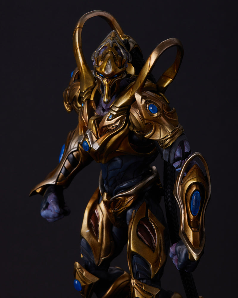 Starcraft Figure - Zealot [Pre-Order Jan 2027]