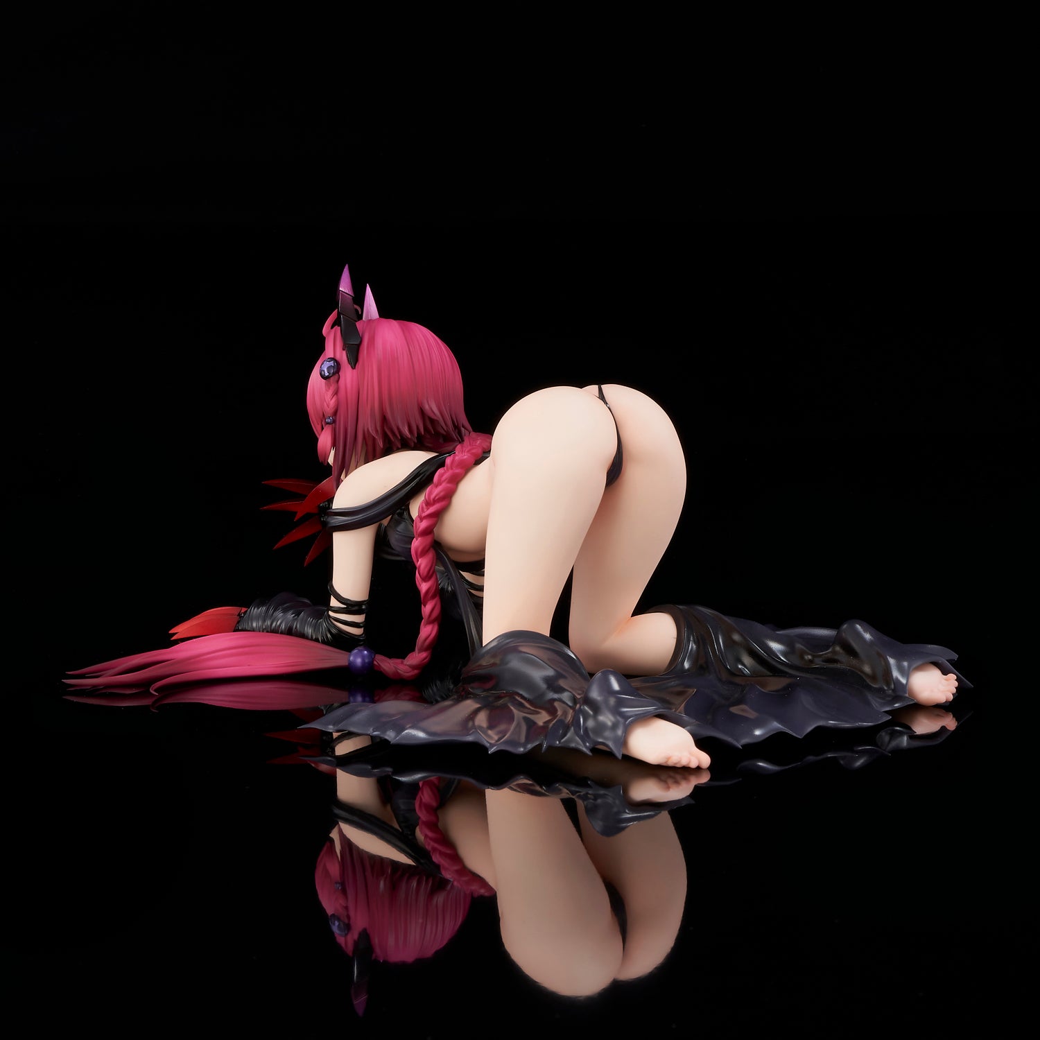 To Love Ru Darkness 1/6 Scale Figure - Nemesis Darkness Renewal Package ver. [Pre-Order Nov 2026]