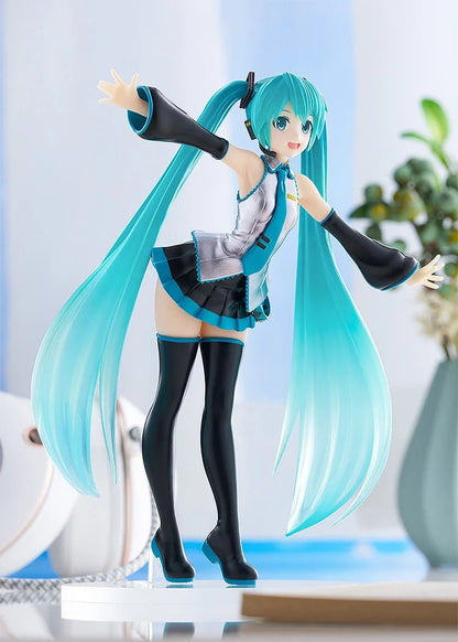 POP UP PARADE Character Vocal Series 01: Hatsune Miku Clear Color Ver.