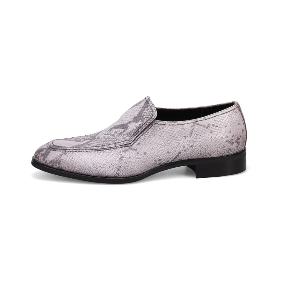 Yakuza: Like a Dragon Footwear Collection - Kiryu Kazuma Model