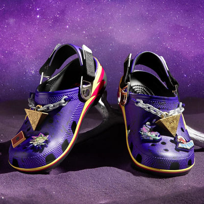 Yu-Gi-Oh! × Crocs Collection - Yami Yugi Classic Crocs + Yu-Gi-Oh! Official Card Game Duel Monsters Crocodile Bonus Card