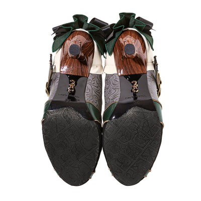 Attack on Titan Iconique Shoes - Levi Ackerman Pumps - detail view 6