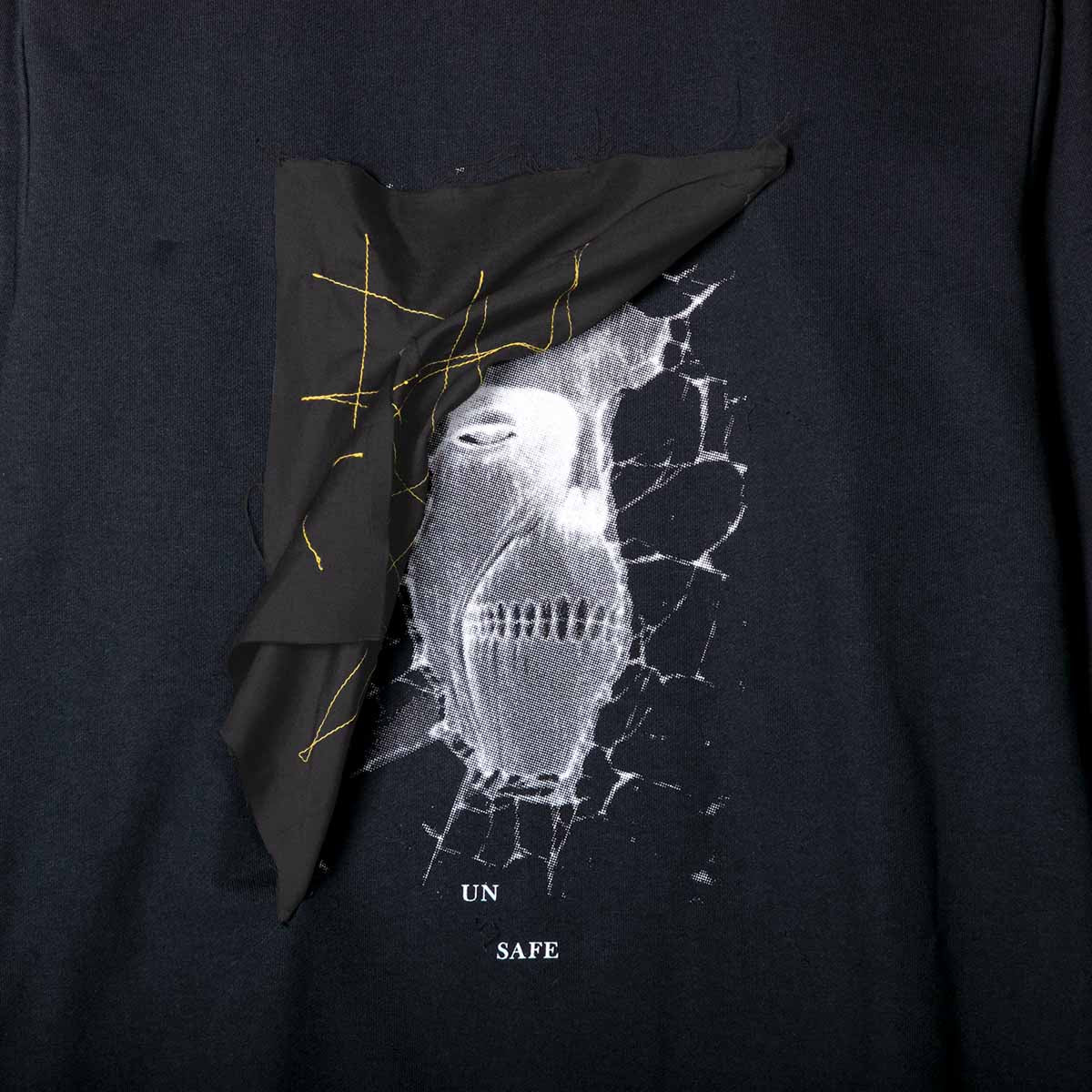 Attack on Titan Alternative Fear - Wall Sweat Sweatshirt - detail view 3