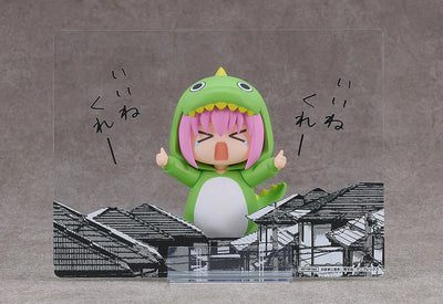 Bocchi The Rock! Nendoroid Hitori Gotoh Attention-Seeking Monster Ver. - display against an illustrated city backdrop
