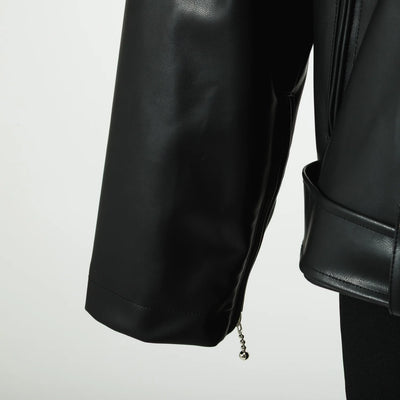 Bocchi The Rock! SuperGroupies Kessoku Band riders jacket: Close-up of the zippered cuff.