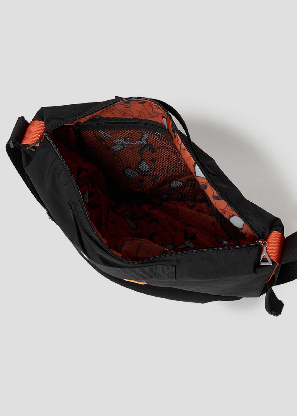 Chainsaw Man Reze Arc Pochita - Shoulder Bag - official product view 8