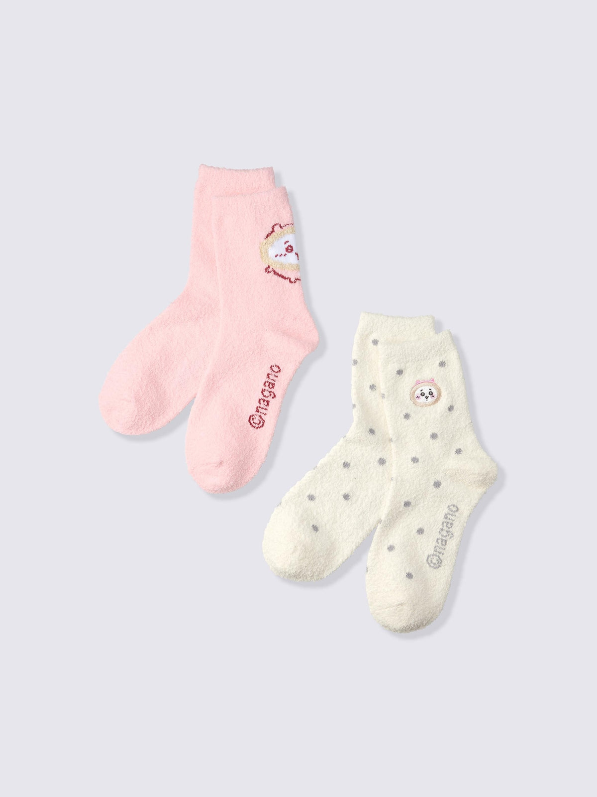 Chiikawa Snow Day Chiikawa Fluffy Room Socks — 2 Pairs — official product photograph