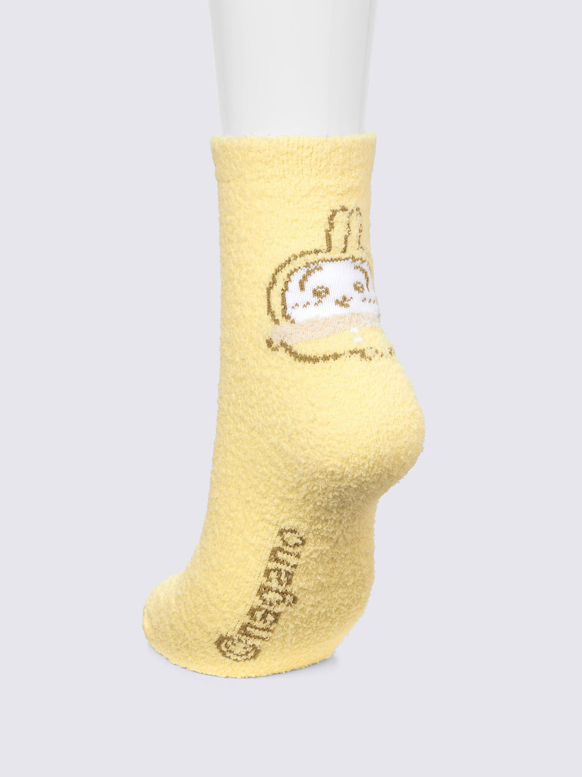 Chiikawa Snow Day Usagi Fluffy Room Socks — 2 Pairs — official product detail
