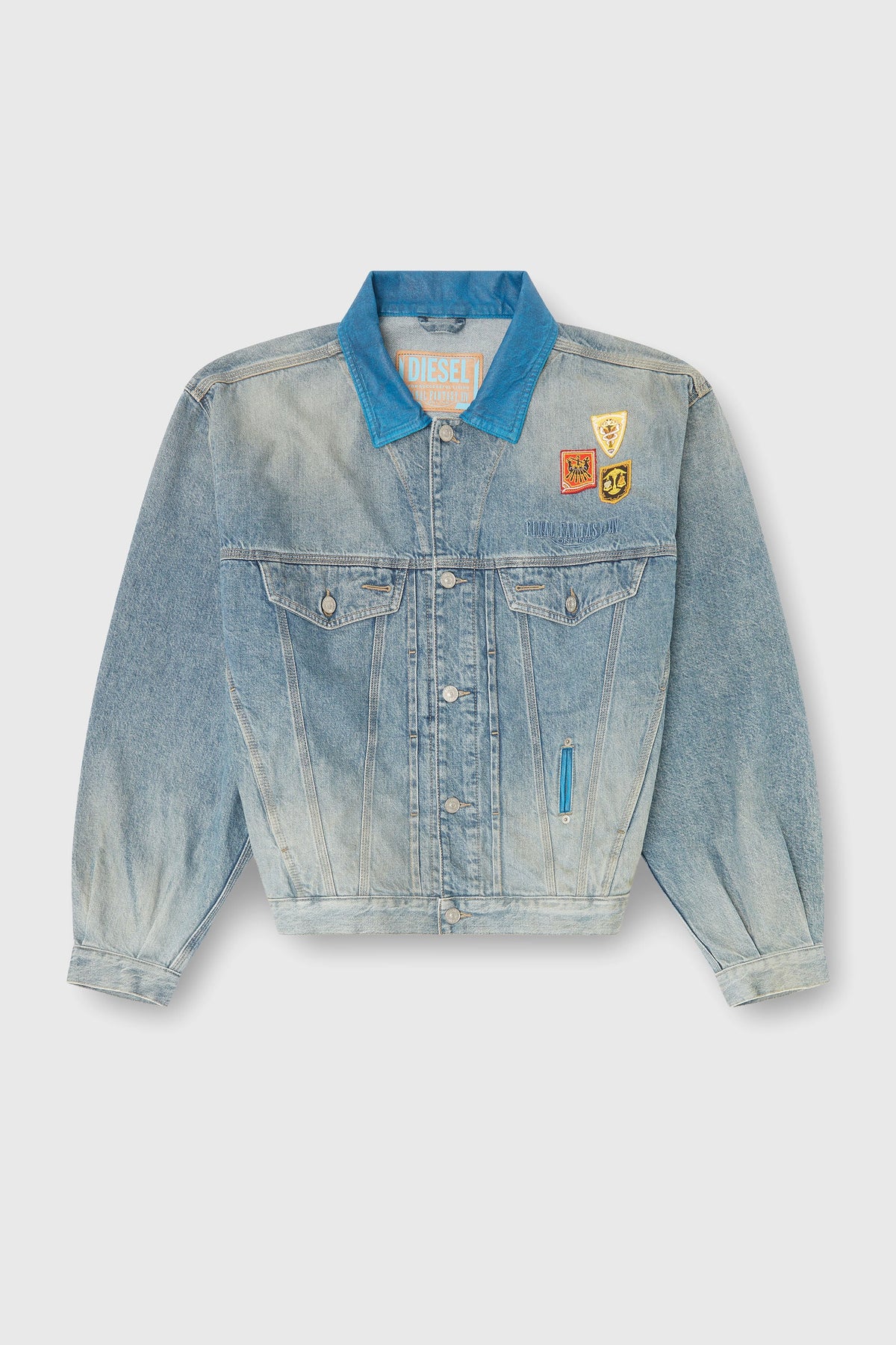 Final Fantasy XIV Collaboration - Eorzean Flags Denim Trucker Jacket FF-D-DENVER - Official Product Photo 2