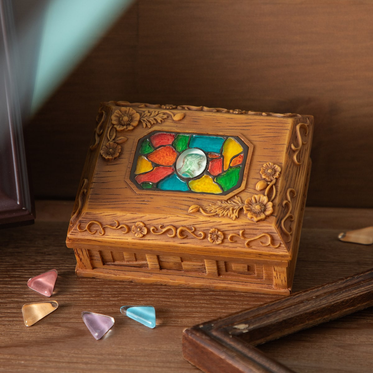 From Up on Poppy Hill Quartier Latin Treasure Box - official view 2