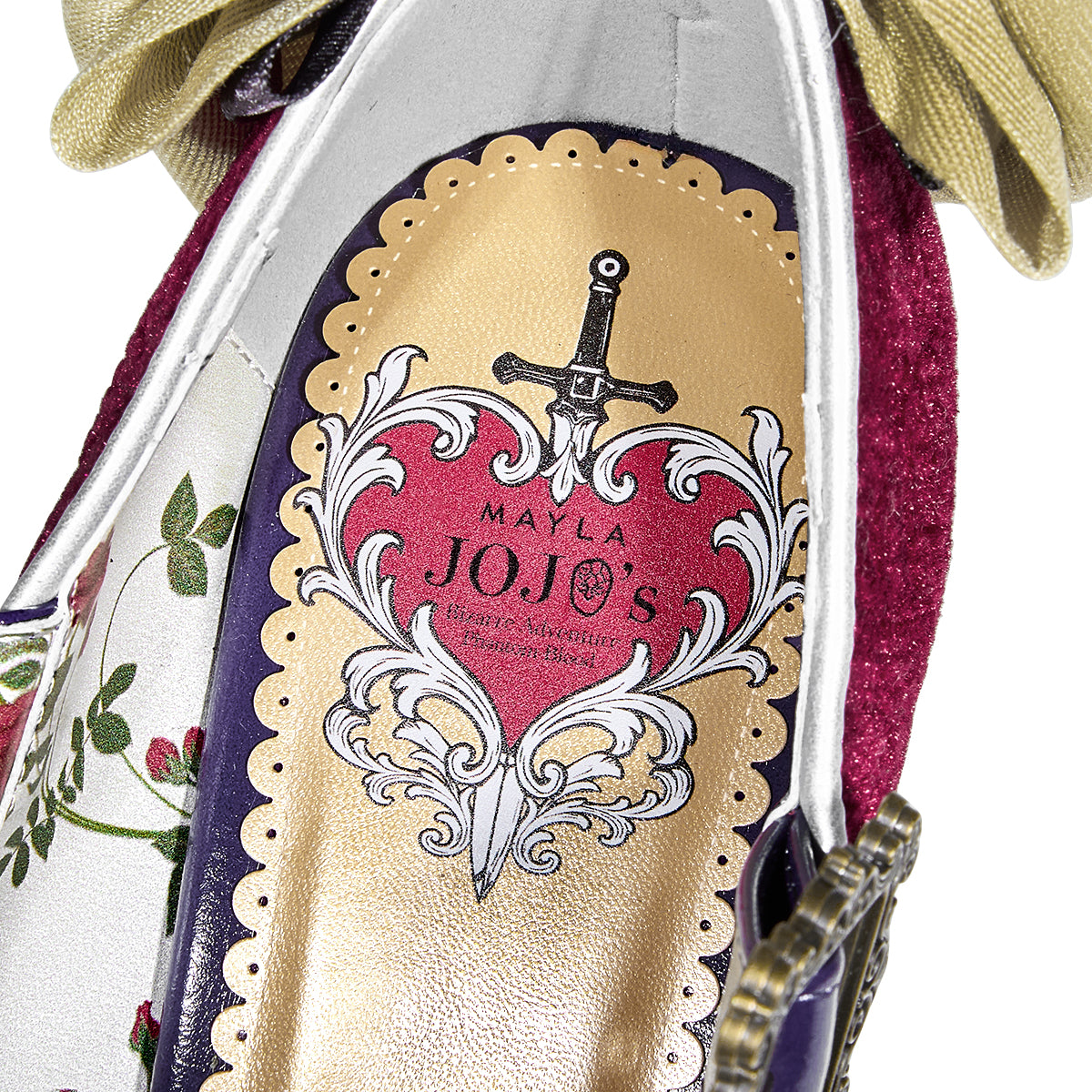 Dio Brando Phantom Blood Iconique pumps ON version with bows - official photo 5