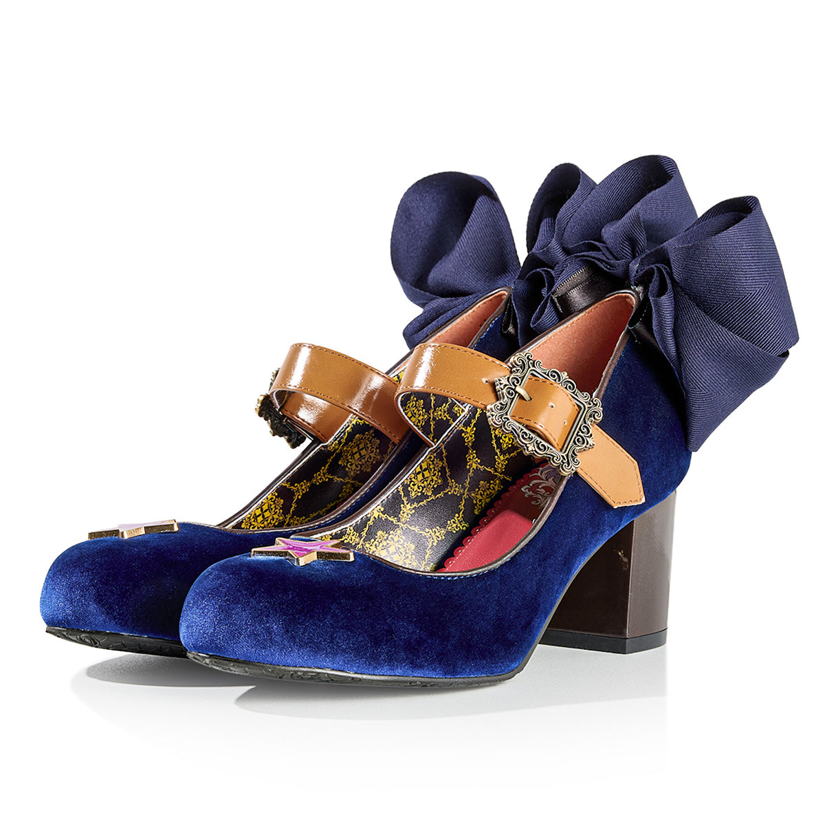 Jonathan Joestar Phantom Blood Iconique pumps ON version with bows - official photo 1