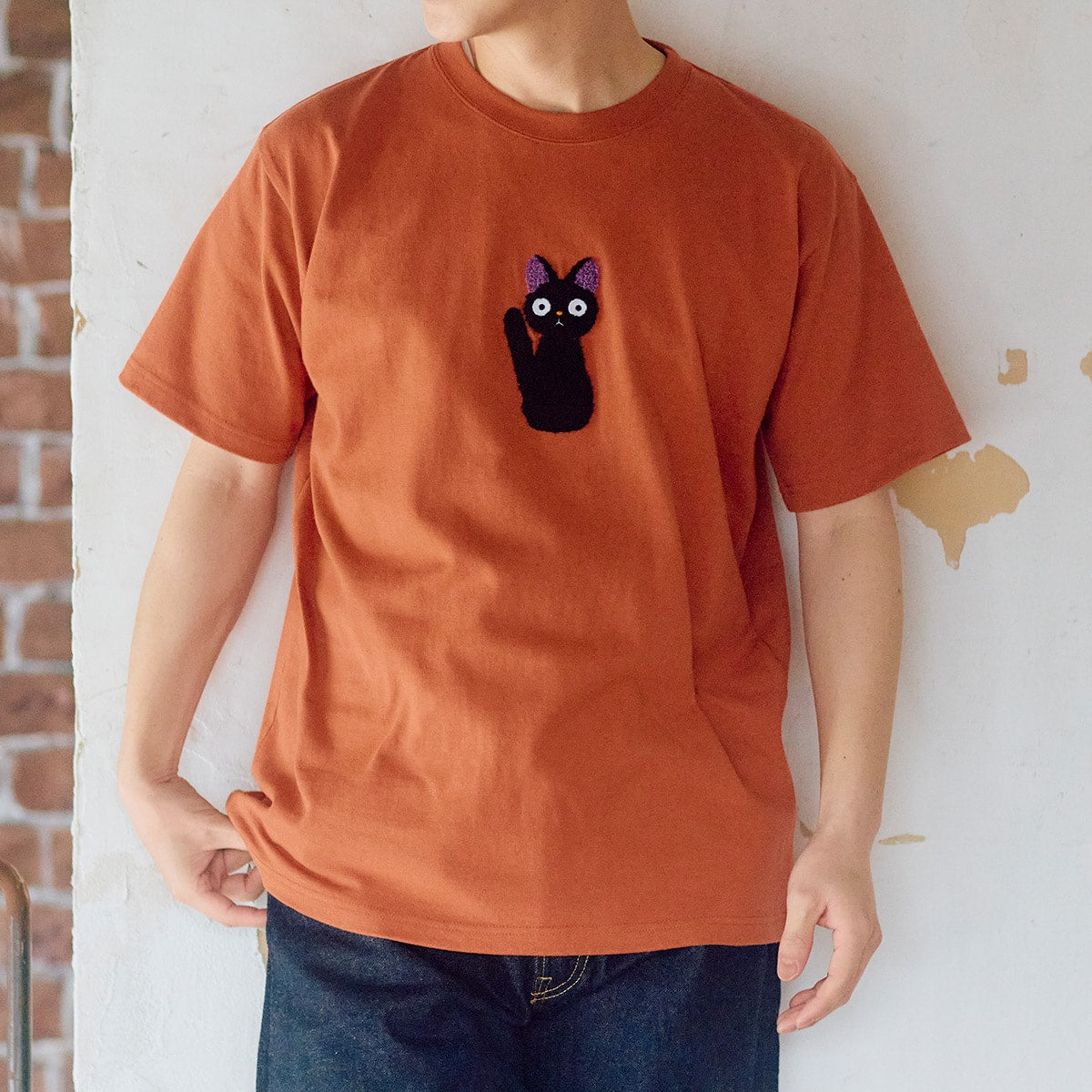 Kiki's Delivery Service GBL BASIC T-Shirt - Plush Jiji Mandarin - official view 1