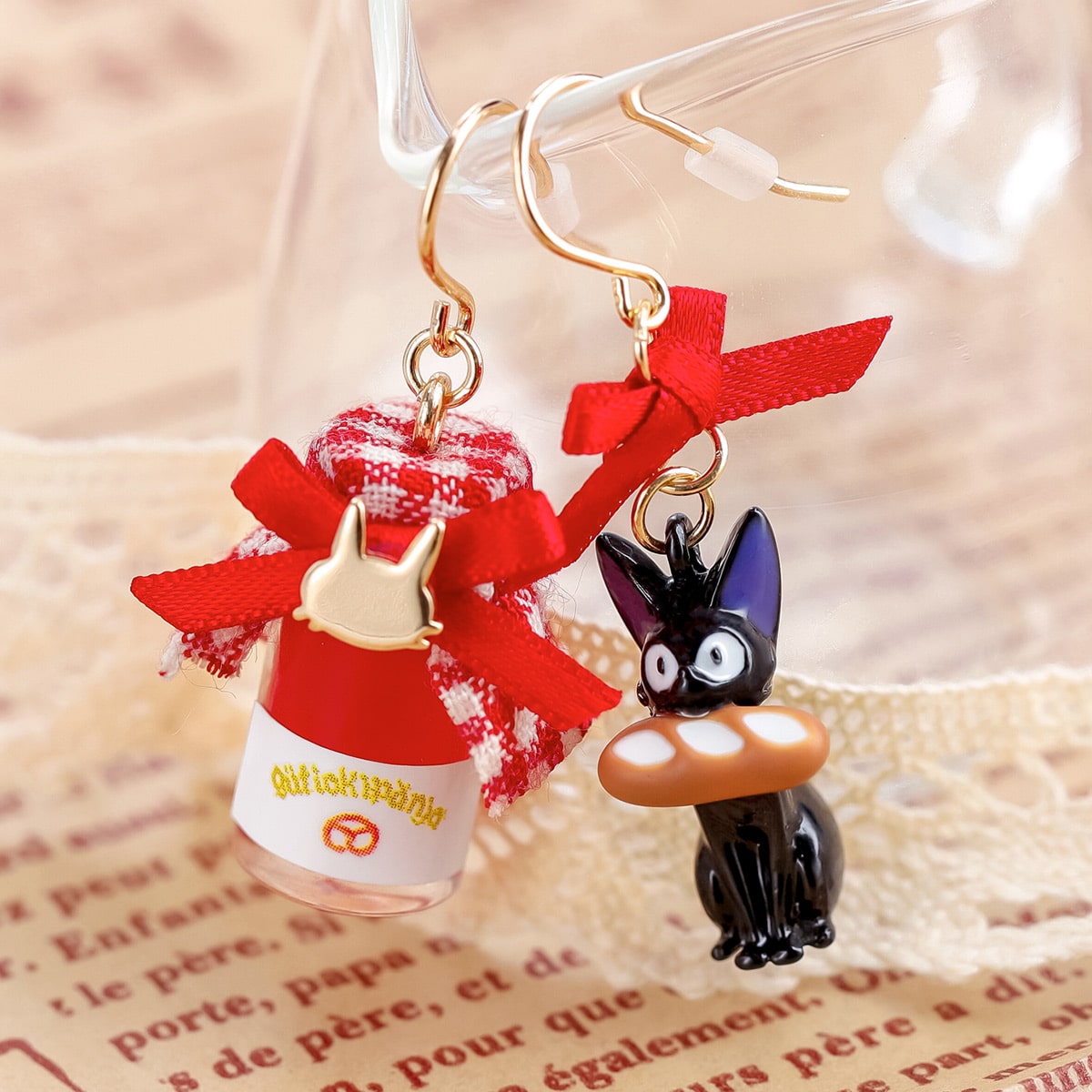 Kiki's Delivery Service Guchokipan Bakery Jam Jar and Jiji Earrings (2 Types) - Pierced Pair - official view 3